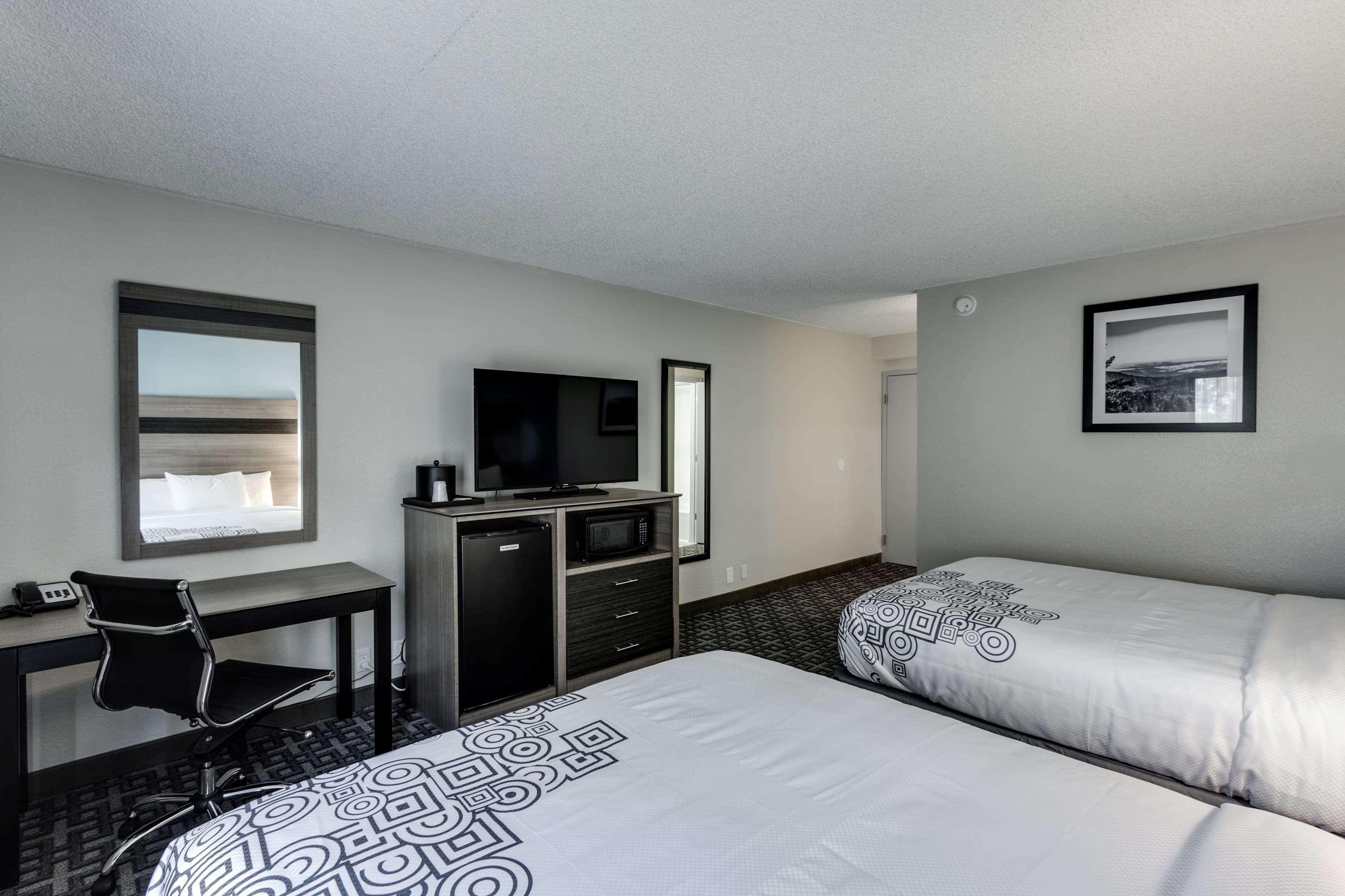 Days Inn & Suites By Wyndham Spokane Exterior foto