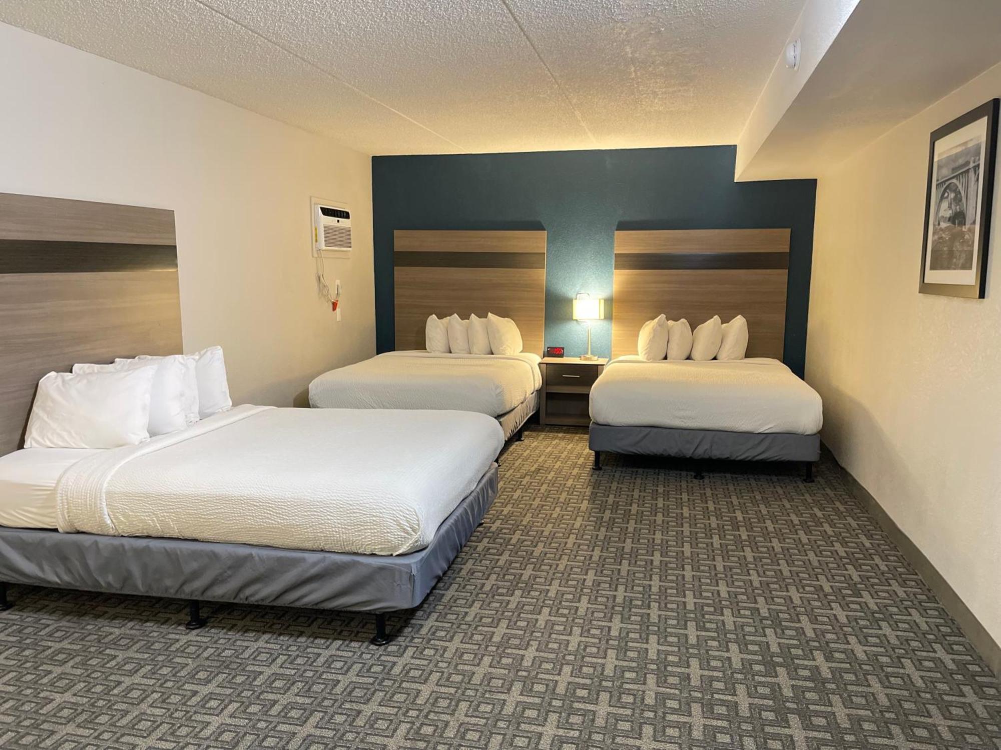 Days Inn & Suites By Wyndham Spokane Exterior foto